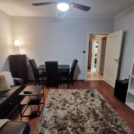 アパート Royal Place 2 Bedrooms Wilanow *