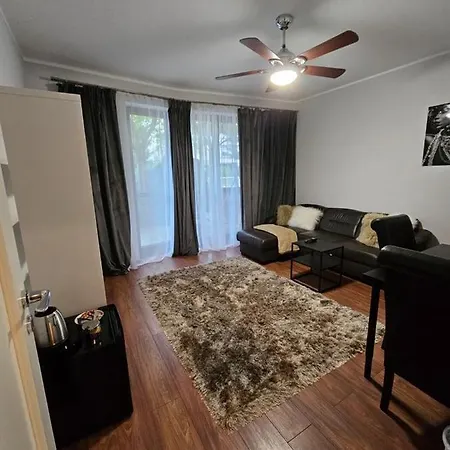 Royal Place 2 Bedrooms Wilanow Apartment
