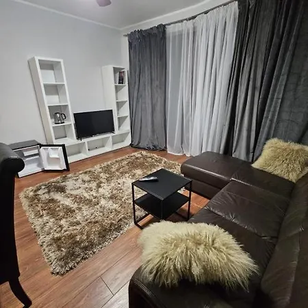 Royal Place 2 Bedrooms Wilanow *